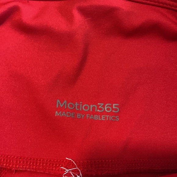 Fabletics red leggings - Picture 2 of 3